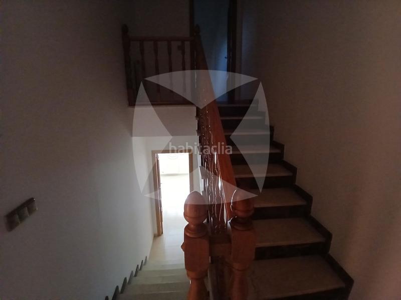 Foto 57fccc86-1a4a-42f3-b62e-657251aa0d80. Casa adossada amb aparcament a Avenida Elvas Badajoz