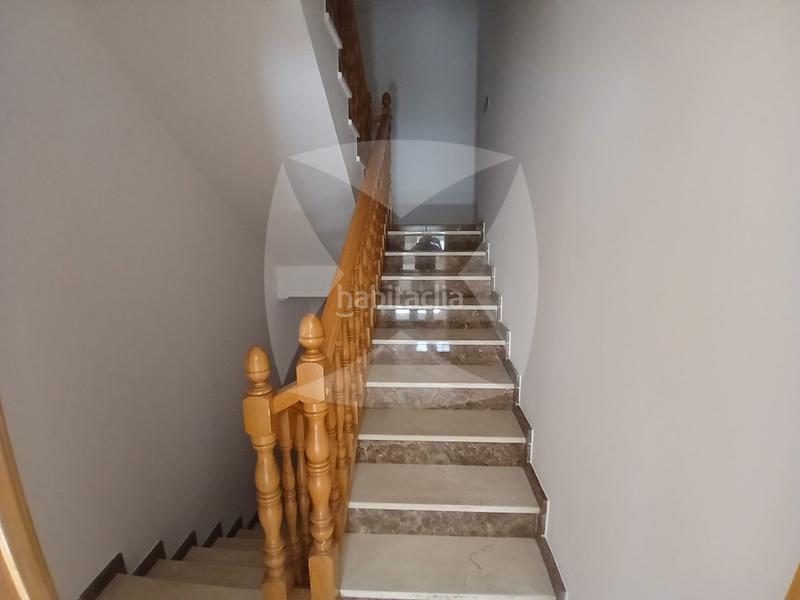 Foto d28140f4-59aa-4cfb-87e2-640f97b79907. Casa adossada amb aparcament a Avenida Elvas Badajoz