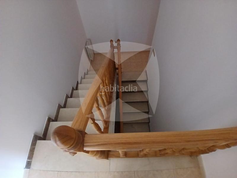 Foto feed97fe-044f-4519-83d7-b1b935f5791b. Casa adossada amb aparcament a Avenida Elvas Badajoz