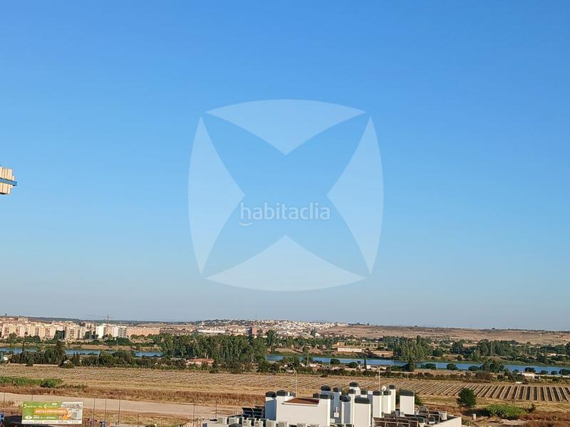 Foto 2427ea68-a5a8-40f1-8d52-9ca02cb0c5aa. Location attique avec parking dans Avenida Elvas Badajoz