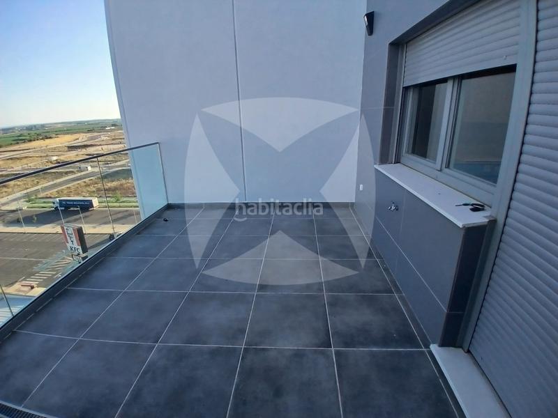 Foto 57759750-3d68-44d3-8fb1-771d95452daf. Location attique avec parking dans Avenida Elvas Badajoz