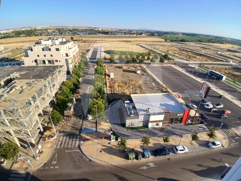 Foto 995affd0-fd7b-477e-aa2a-5fd1b97613bd. Location attique avec parking dans Avenida Elvas Badajoz
