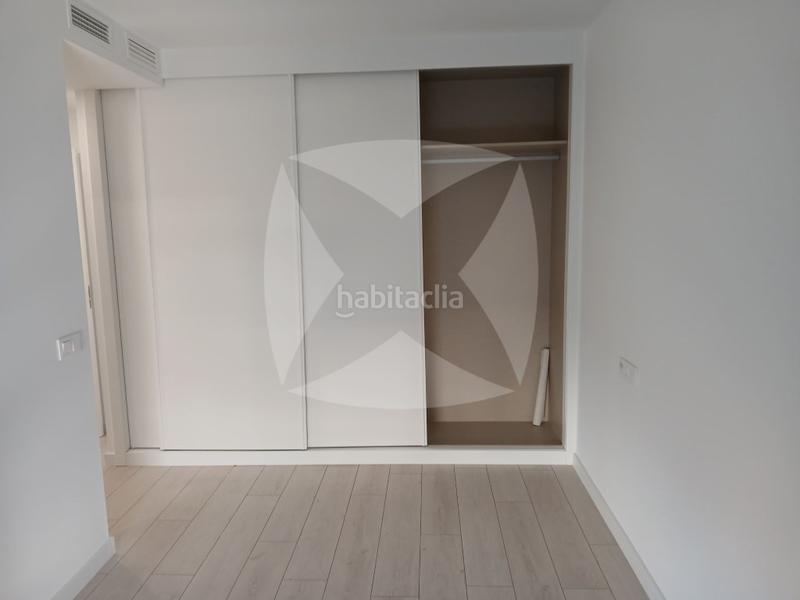 Foto d6cdab71-1fe0-4509-8101-841cb9a29610. Location attique avec parking dans Avenida Elvas Badajoz