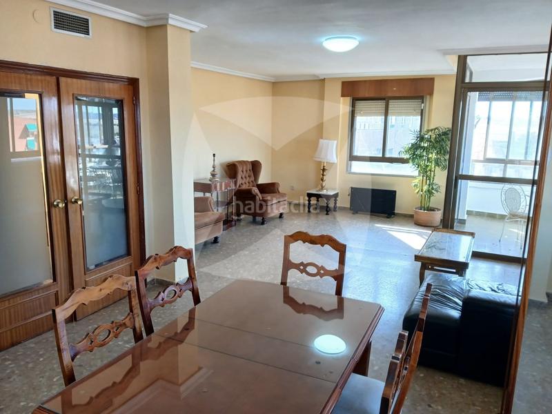 Foto 889c4be8-2fdb-4e3d-91b5-866b8b767ece. Alquiler piso  en alquiler para estudiantes en valdepasillas en Badajoz