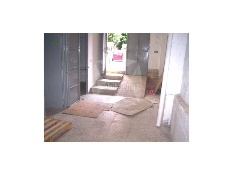Foto 1a42c9cb-6901-4bb9-8717-57a7253a3c8d. Local comercial a Centro Cáceres