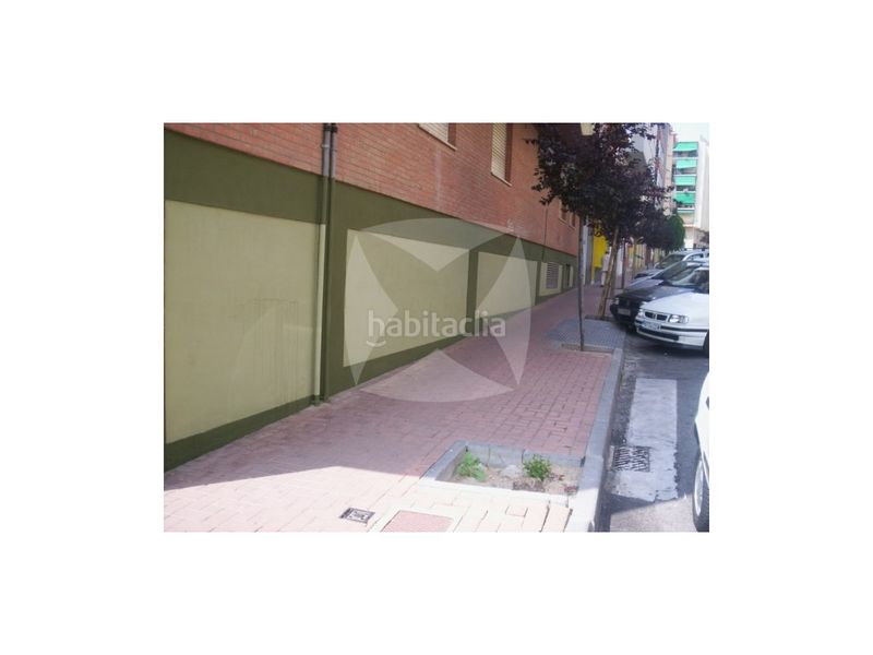 Foto 9b1ae486-8f69-4f0d-90e0-d67b20bce248. Local comercial a Centro Cáceres