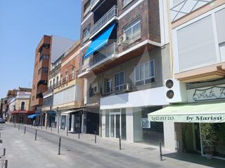 Affitto Locale commerciale  N/a. Local comercial adaptado en alquiler en la plaza de san francisc