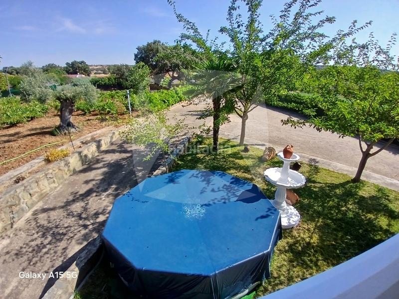 Foto e116072e-6f05-4681-b994-e267aa7428f0. Chalet avec parking dans Dehesilla de Calamón - Campomanes Badajoz