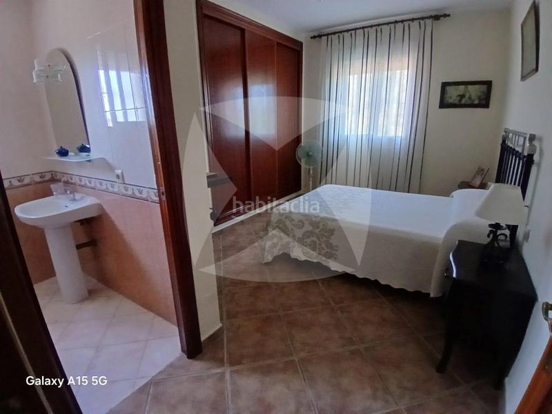 Foto f1814bb9-99c6-4a9d-b534-2c0a82c6daeb. Chalet avec parking dans Dehesilla de Calamón - Campomanes Badajoz