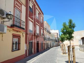 Lloguer Pis  N/a. Vivienda de 3 dormitorios para estudiantes en alquiler. zona cas