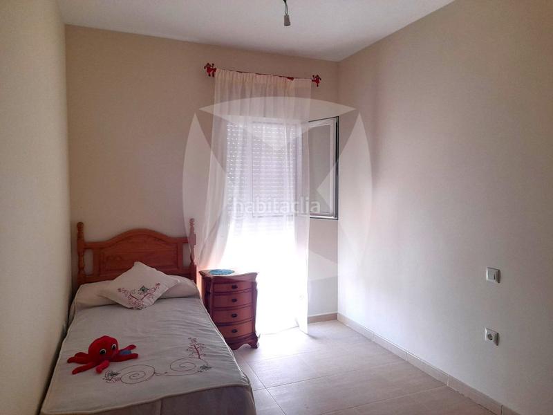 Foto bfaf72bd-e1df-4791-91b7-7204e5148bf9. Pis amb aparcament a Golf Guadiana Badajoz