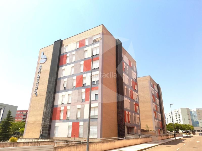 Foto fd79cef0-c034-42b8-9d14-bafd11881282. Pis amb aparcament a Golf Guadiana Badajoz