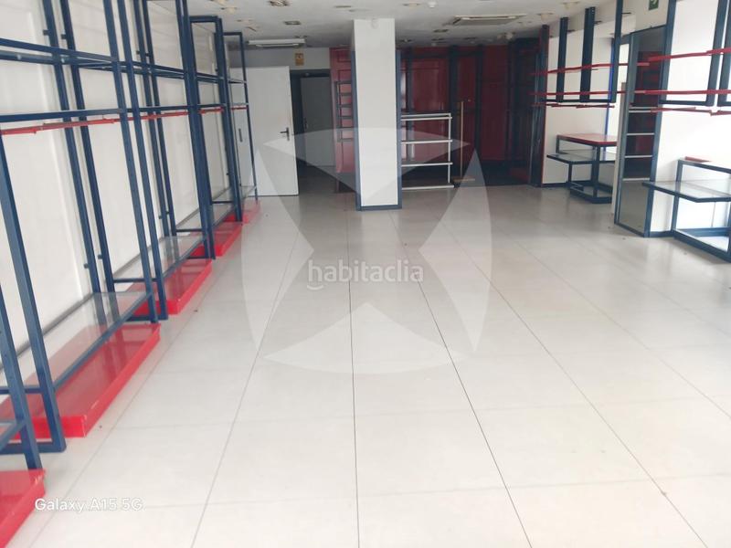Foto e47aba26-db94-4f69-bde0-e6482d75d685. Alquiler local comercial local adaptado en alquiler haciendo esquina, zona centro en Badajoz