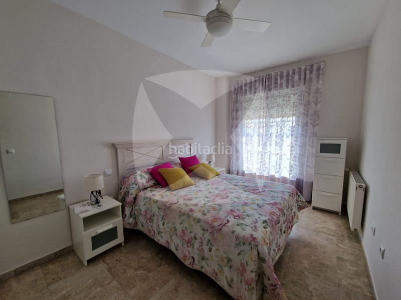 Foto dcc9e4e0-aebc-4e13-9f18-386b59f35558. Alquiler ático atico duplex amueblado en alquiler con garaje y trastero. zona jardines del guadiana en Badajoz