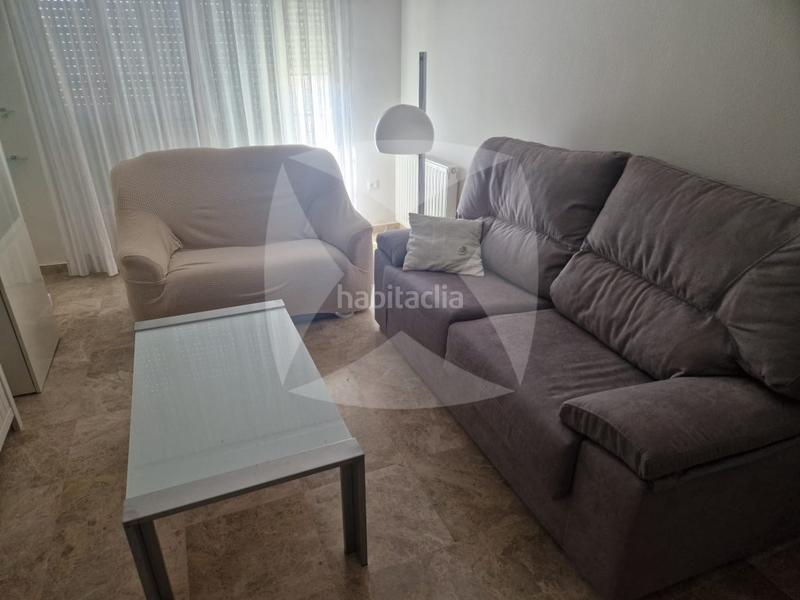 Foto fada859a-80f3-4f2e-9478-f7af9ea511b5. Alquiler ático atico duplex amueblado en alquiler con garaje y trastero. zona jardines del guadiana en Badajoz