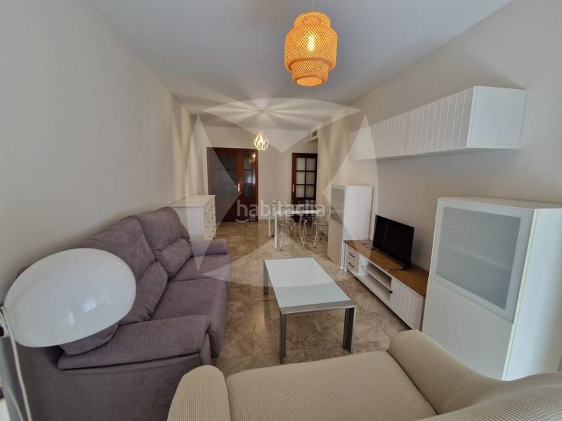 Foto fb27003e-2713-4dc4-be1f-37b4ec05293c. Alquiler ático atico duplex amueblado en alquiler con garaje y trastero. zona jardines del guadiana en Badajoz