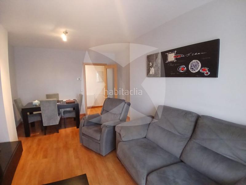 Foto bebf9f38-d4eb-4919-94c0-2ab6a22bba07. Pis amb aparcament a La Estación Badajoz