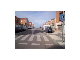 Location Local commercial  N/a. Local en alquiler zona residencial gredos