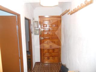 Location Appartement  N/a. Piso de tres dormitorios en alquiler, frente a los institutos ga