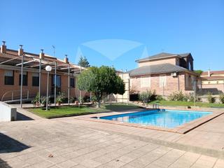Xalet  N/a. Chalet en las vaguadas con parcela 1.170 m y piscina