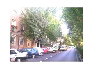 Location Appartement  N/a. Piso en alquiler de tres dormitorios, zona colón
