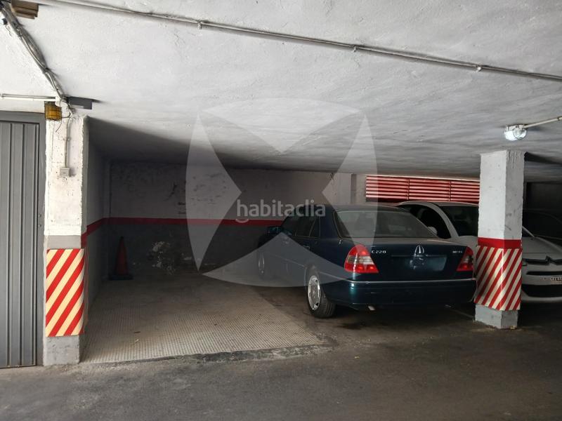 Foto bf7fa427-dea6-4c5d-836b-0df9c0b3a63a. Posto auto in Centro Cáceres