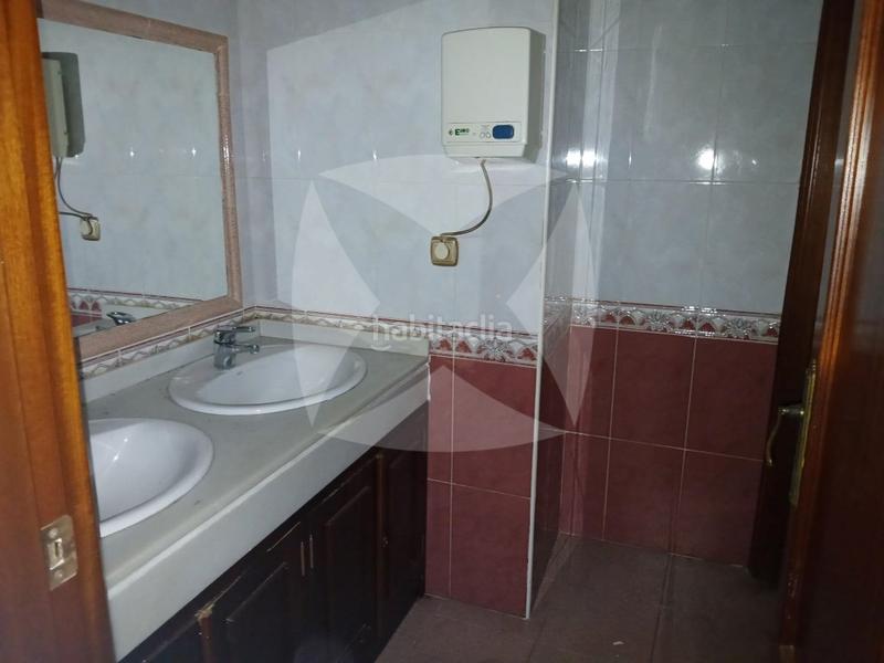 Foto 068d0f69-b0a3-4481-ac1a-93db24d79e96. Local commercial dans Valdepasillas - La Paz - Huerta Rosales Badajoz