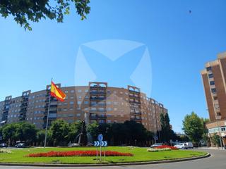 Appartement  N/a. Piso en venta de 4 dormitorios con garaje en valdepasillas