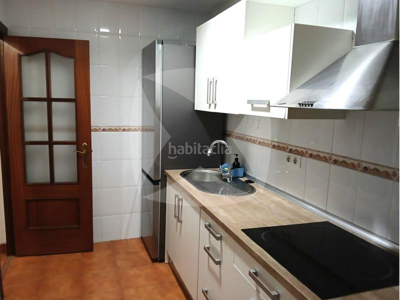 Foto 4f9b30e5-b3db-4b48-8ed3-ef14d02e0e0d. Lloguer apartament a avenida fernando calzadilla 14 a Badajoz