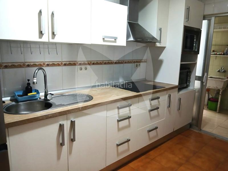 Foto 628e0882-5a4d-484f-8942-b668c9f05005. Lloguer apartament a avenida fernando calzadilla 14 a Badajoz