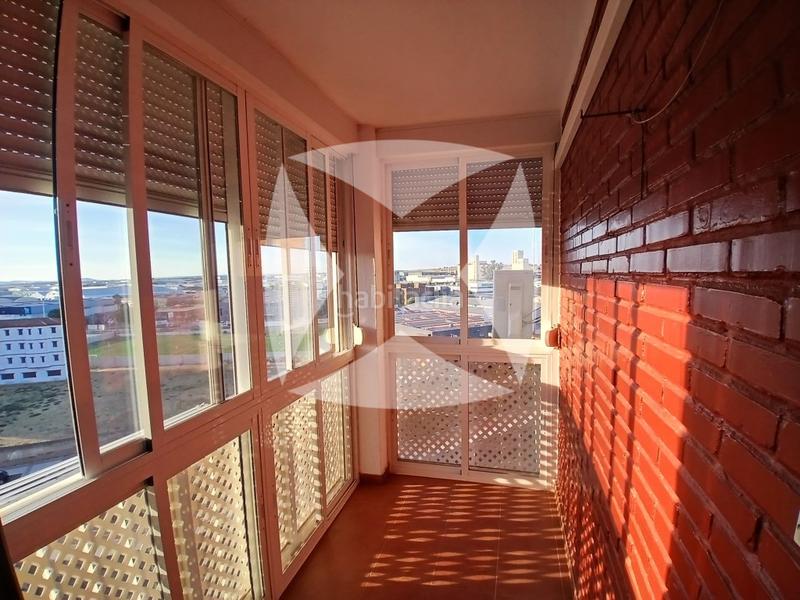 Foto c00c566d-3094-49ae-b80b-67c5c659ff76. Pis a La Estación Badajoz