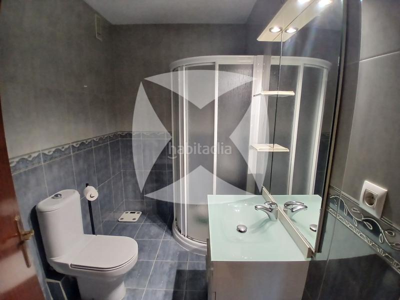 Foto eafb1fc9-3d36-488f-be4f-6b9491c408f1. Pis a La Estación Badajoz