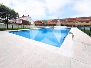 Location Appartement  N/a. Piso en alquiler en la urb. guadiana