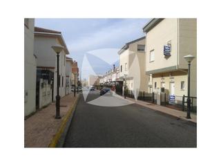 Rent Semi detached house  N/a. Chalet adosado en venta y alquiler. zona urbanizacion guadiana