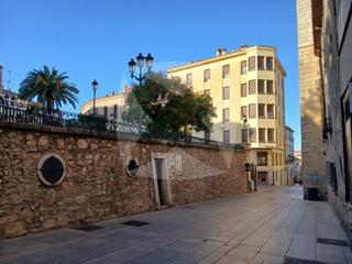 Rent Flat  N/a. Piso en alquiler situado en el casco historico de caceres
