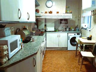 Pis  N/a. Vivienda planta baja para reformar, ideal inversores. zona casco