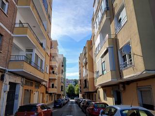 Affitto Appartamento  N/a. Vivienda en alquiler de 4 dormitorios amueblado en ciudad jardin