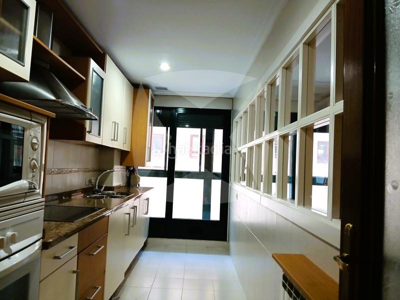 Foto 5ed6ef8f-e23d-40d1-84f3-d5b5b42136a7. Flat in Centro Cáceres