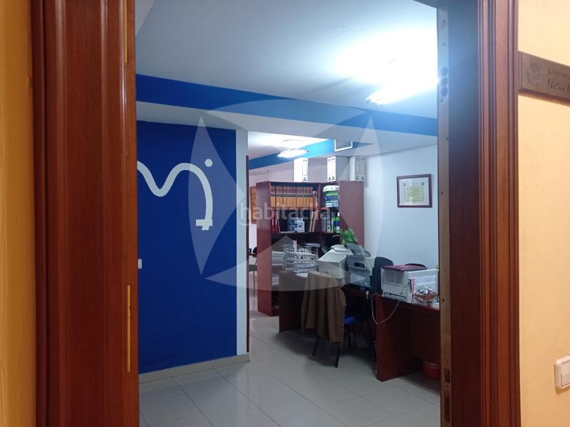 Foto ee7fb4fb-0de4-40d8-81b5-1dc39037f089. Miete büro in Casco Antiguo Cáceres