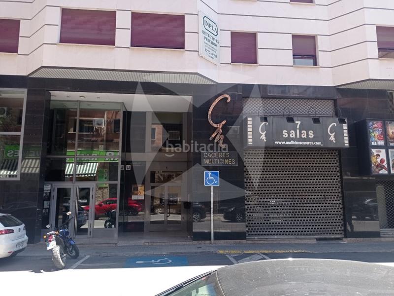 Foto 7390b1a0-454d-4859-b08e-3727dc4ac1d4. Rent office space in Casco Antiguo Cáceres