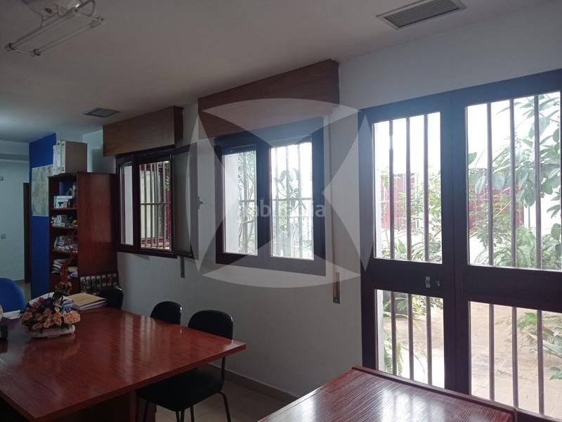 Foto 799c6fff-7915-47f5-b428-672fb1f5b7e0. Rent office space in Casco Antiguo Cáceres