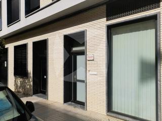 Location Local commercial à Pardaleras. Alquiler de despacho en la zona de pardaleras.