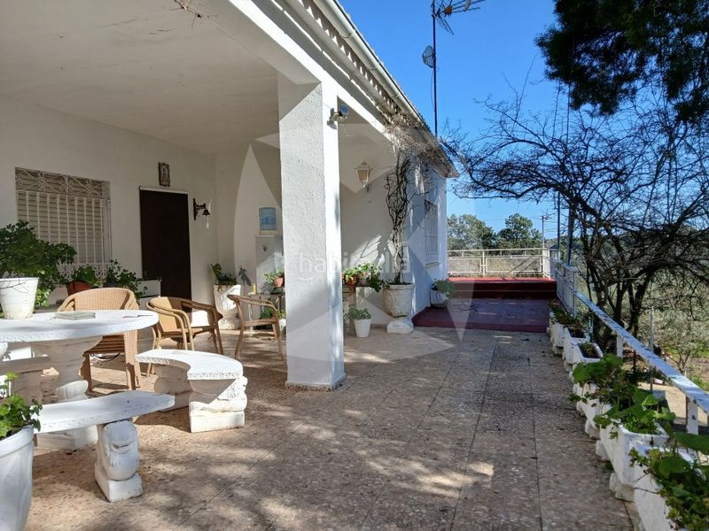 Foto 0f00c4e2-3639-4e91-ba05-9720b6881ab2. Xalet amb aparcament piscina a Campus Universitario Cáceres