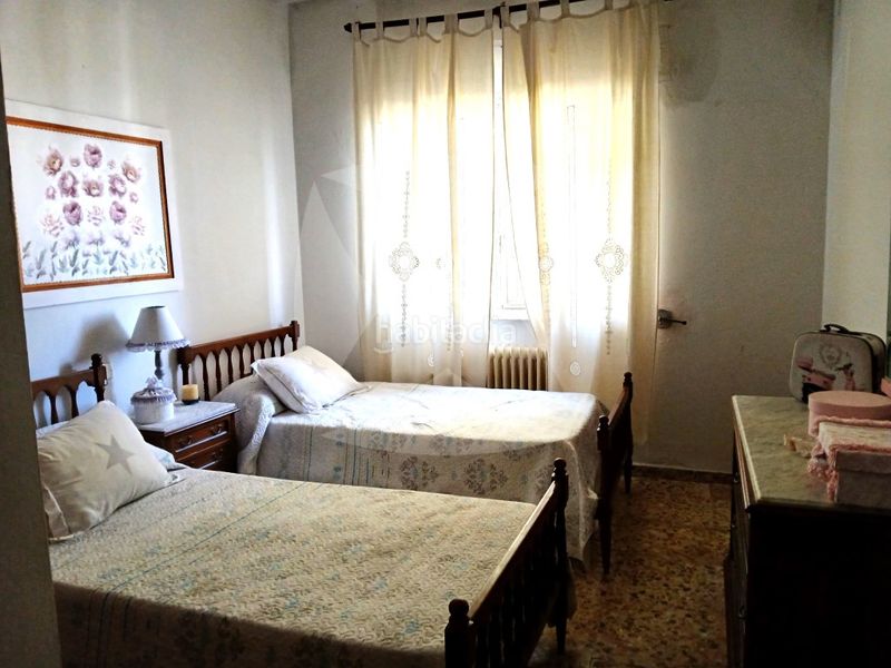 Foto 626f46d4-ac51-42c1-a55b-73a5f65fa34f. Xalet amb aparcament piscina a Campus Universitario Cáceres