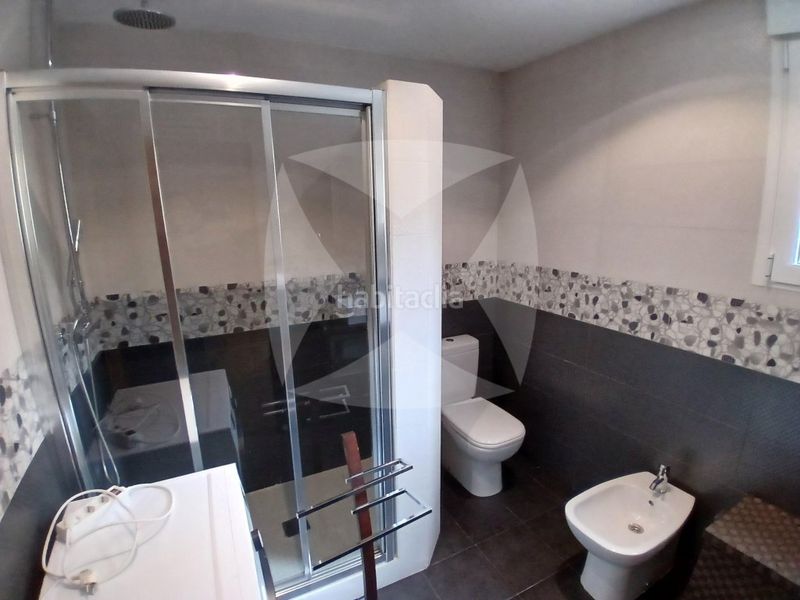 Foto 6f5d3e9d-cd49-4b15-a143-440a0fc5be8e. Casa a San Roque - Ronda Norte Badajoz