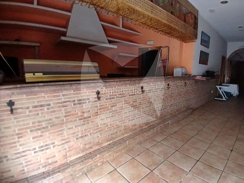 Foto 3376f471-dd42-4aed-9ee6-6b610487d9e7. Local comercial local adaptado para hosteleria en venta. zona barriada de llera en Badajoz