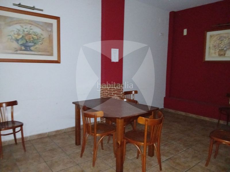 Foto acb2113b-0522-405c-bb7a-6c6aaae3e7f1. Local comercial local adaptado para hosteleria en venta. zona barriada de llera en Badajoz