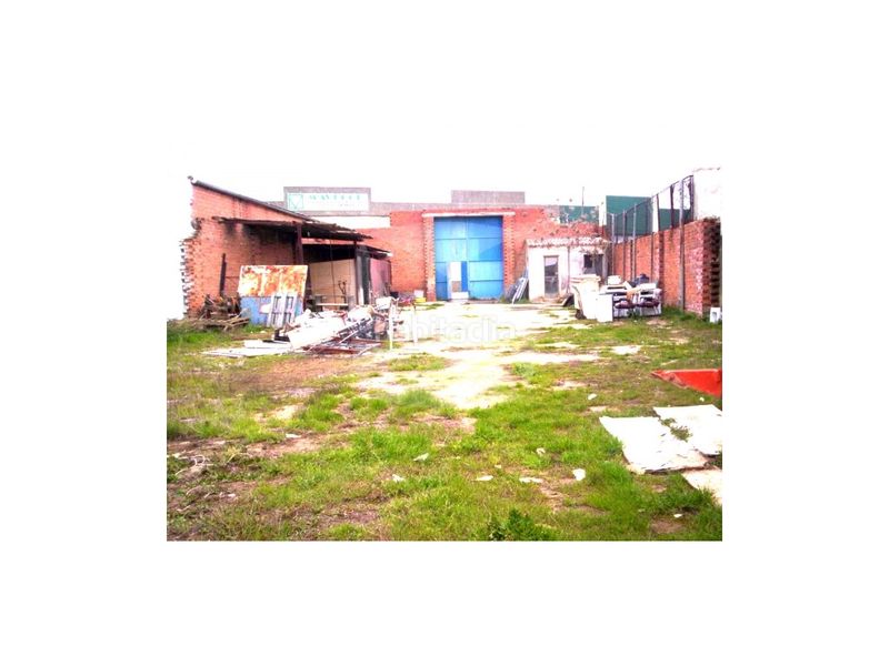 Foto bb3dddc5-32fc-43e9-a1f1-dc57077eb07d. Solar industrial a nuevo Cáceres Cáceres