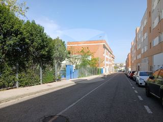 Local Comercial a Calle Juan Ramon Jimenez