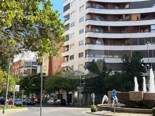 Etagenwohnung  Avenida europa. Vivienda totalmente reformada con plaza de garaje y trastero. zo